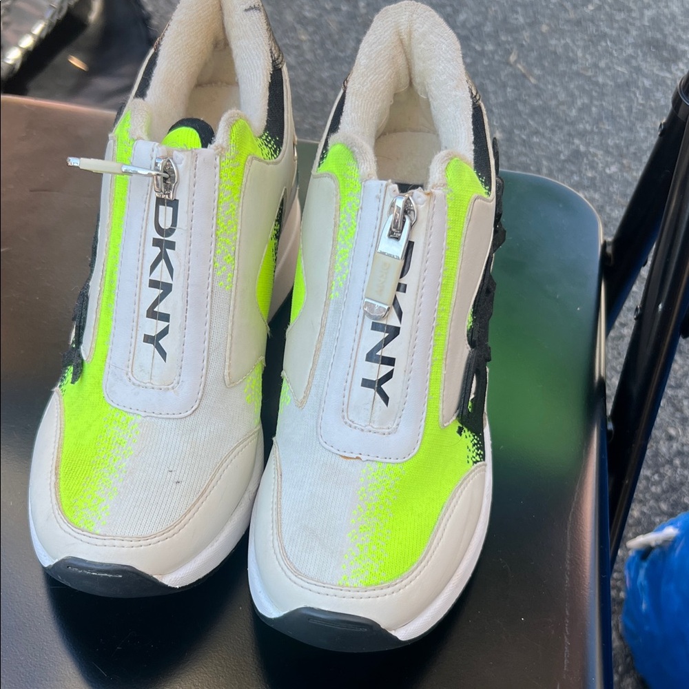 DKNY women’s Neon green and Black platform Sneakers
